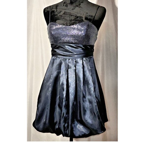 Speeckless Coctail Dress, Shimmery Sequins, Navy Blue, Sash, Size 3 - Picture 1 of 8